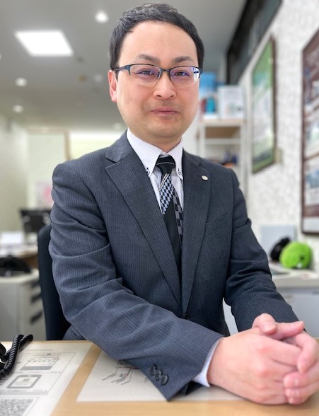 楠店長代理
